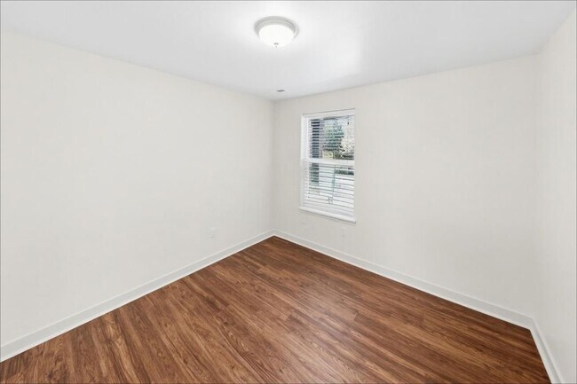 Building Photo - 2212 Aries Dr