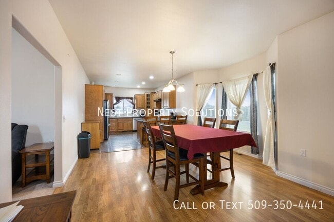 Building Photo - 12049 Baseline Rd E