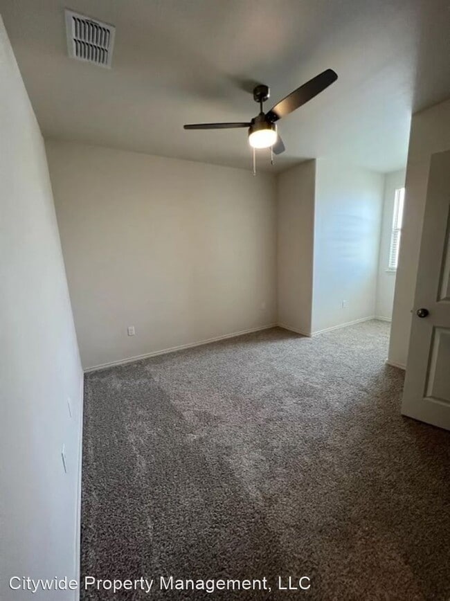 Building Photo - 3 br, 2 bath House - 2604 136th Street