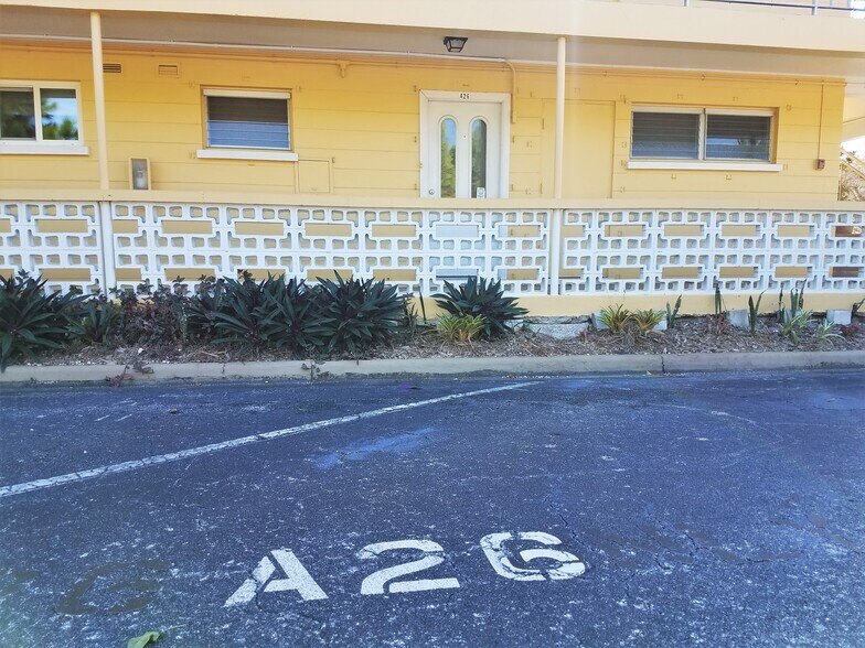 Building Photo - 2155 Wood St