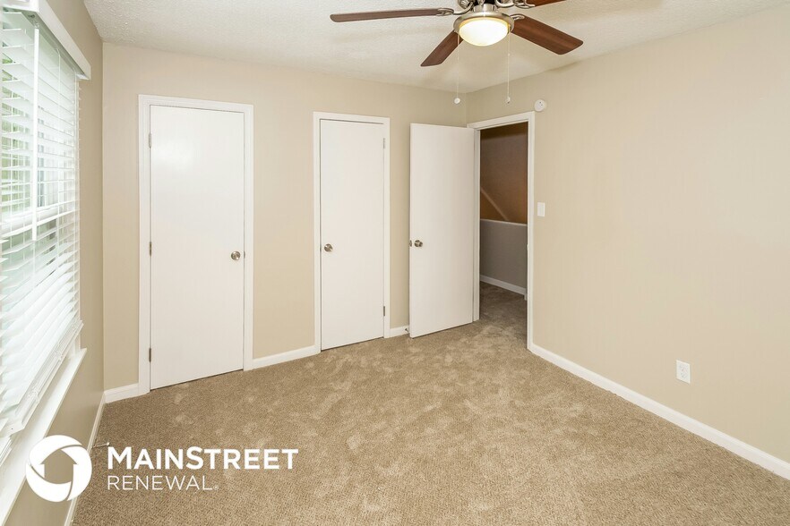 Building Photo - 1337 3rd Ave SW