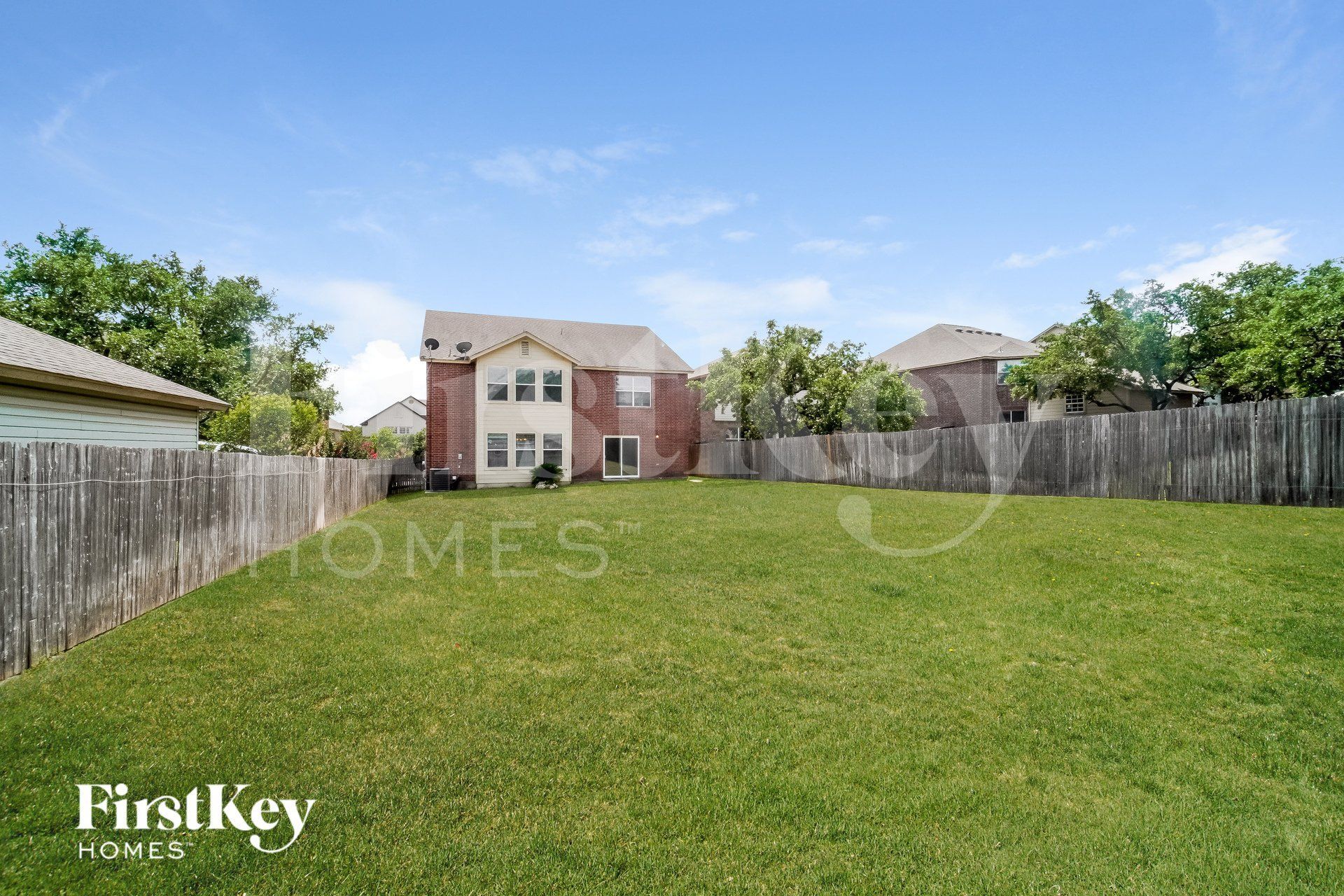 Building Photo - 851 Quitman Oak