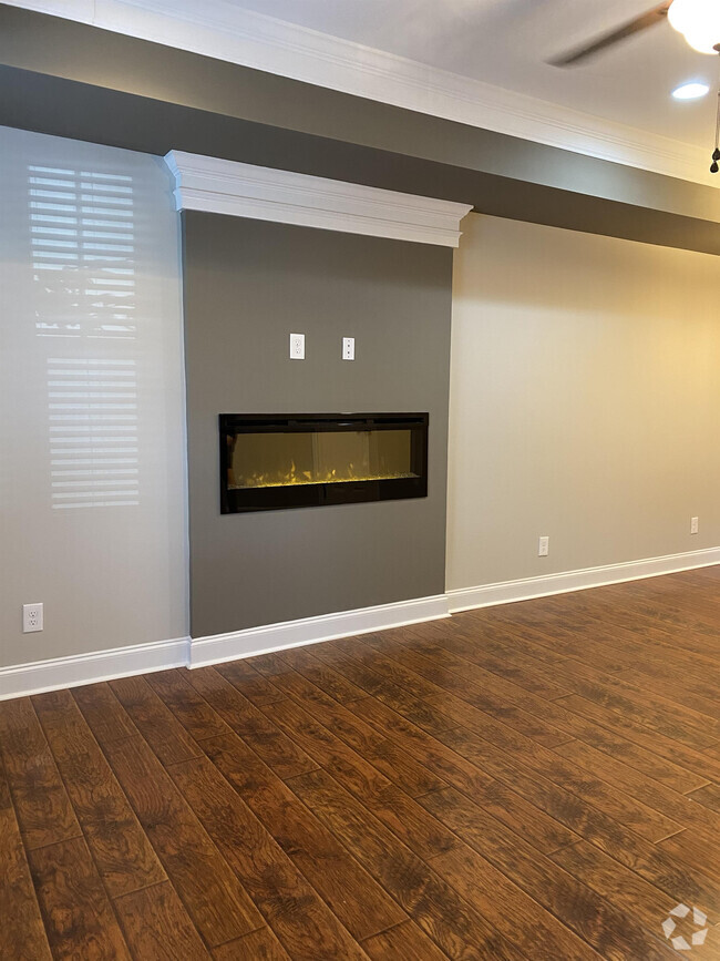 Building Photo - 243 Capstone Dr