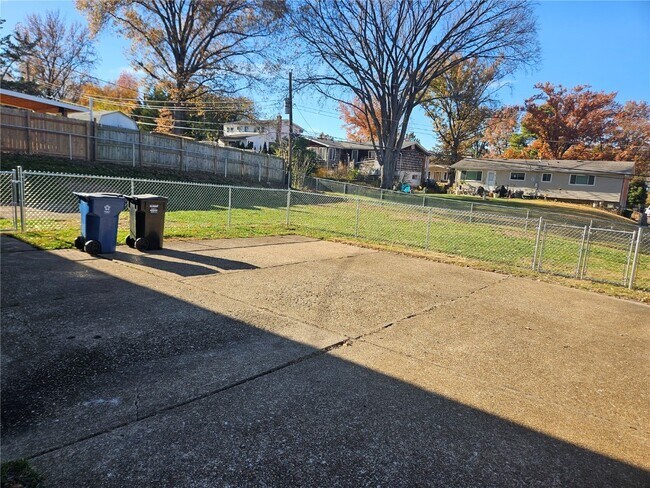 Building Photo - 4563 Tauneybrook Dr