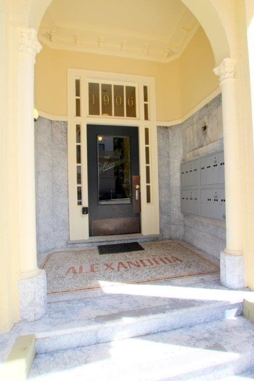 Building Photo - The Alexandria