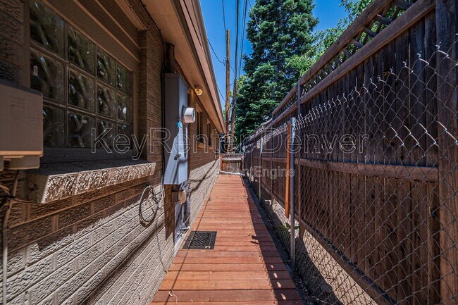 Building Photo - 3713 Wolff St
