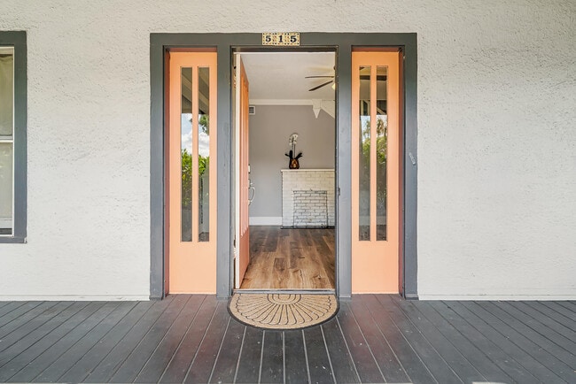 Building Photo - 515 46th St