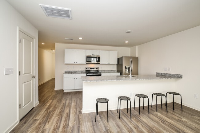 Building Photo - 109 Span Ln