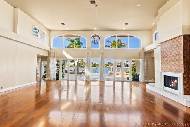 Building Photo - 3 Isla Bahia Dr