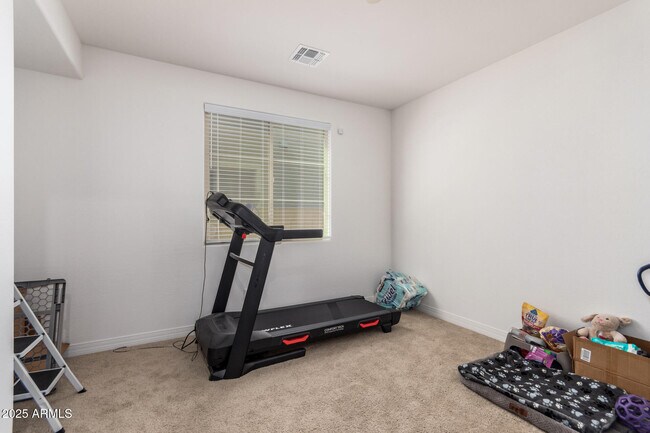 Building Photo - 5747 S Labelle