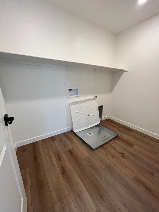 Building Photo - A MUST SEE- Brand new 2-story 4 bedroom / ...