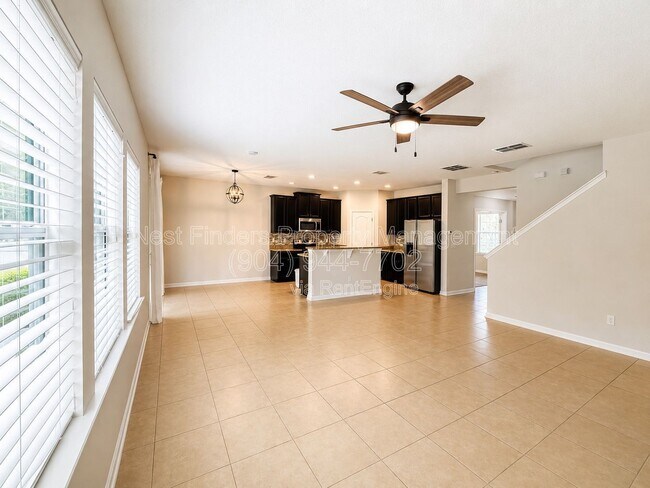 Building Photo - 145 Woodfield Ln