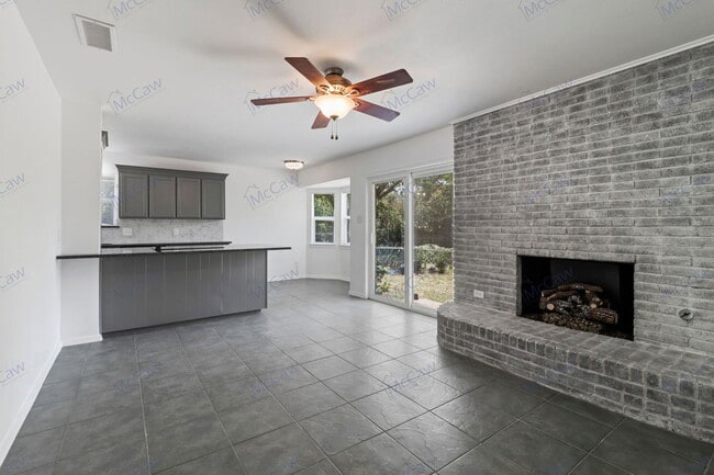 Building Photo - 737 Willow St