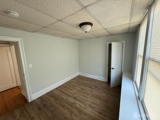 Building Photo - 155 Livingston Ave