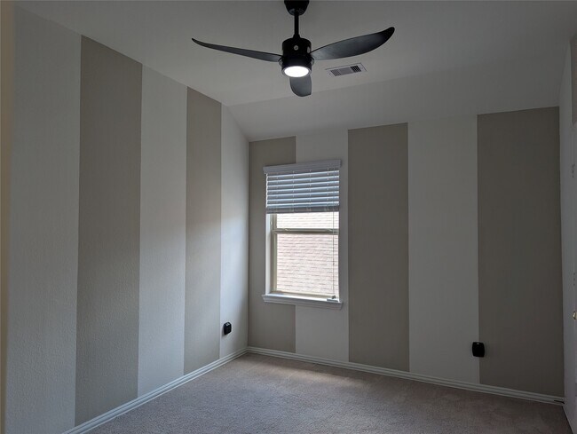 Building Photo - 10503 Dolce Ln