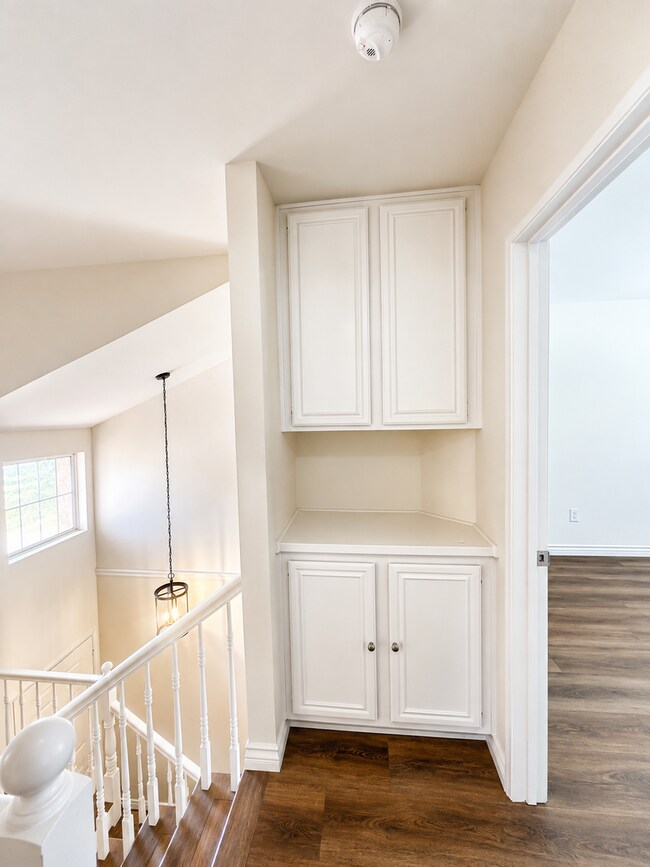 Building Photo - 28142 Bobwhite Cir