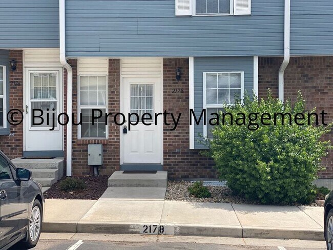 Building Photo - 2178 Giltshire Dr