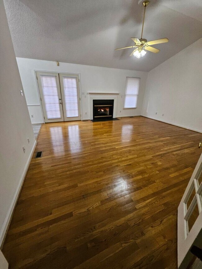 Building Photo - Prince George