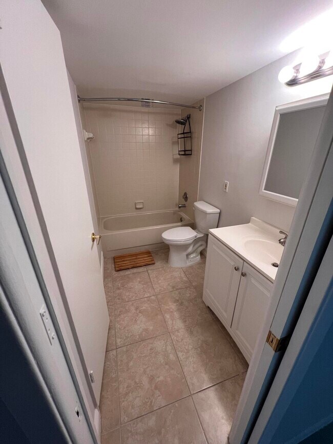 Building Photo - 955 Egret Cir