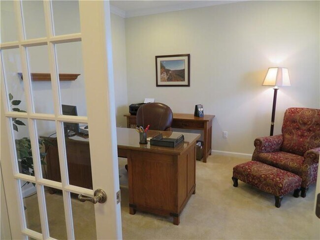 Building Photo - 2047 Golden Grove Dr