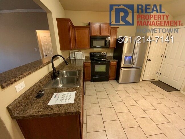 Building Photo - 14902 Parkway Meadows Dr