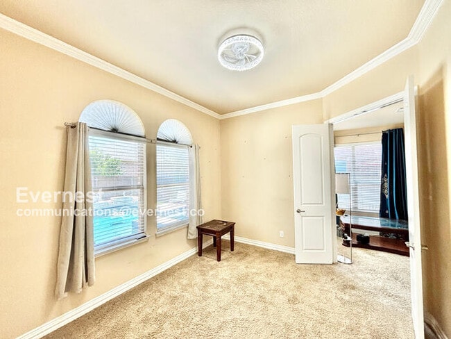 Building Photo - 604 Knightsbridge Ln