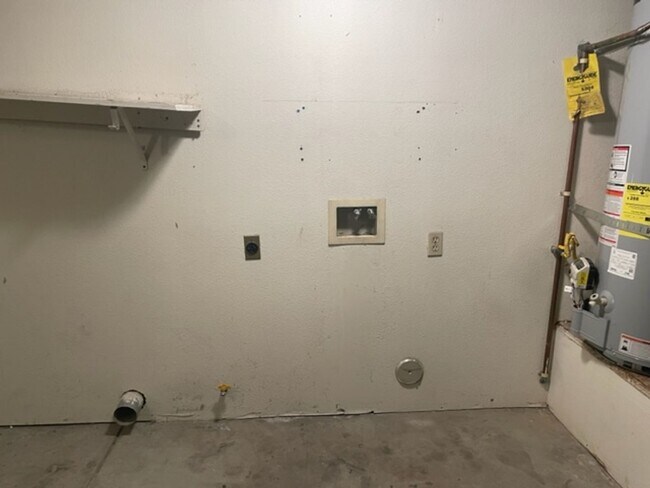 Building Photo - 8502 Laborough Dr