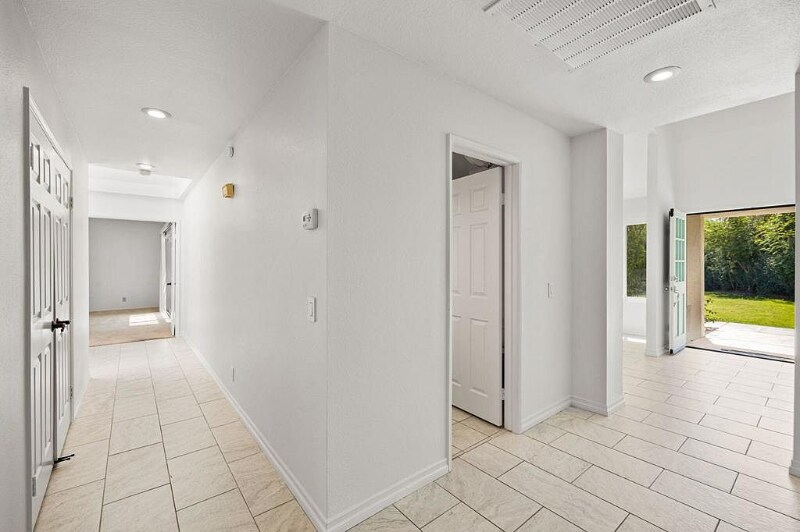 Building Photo - 43250 Via Magellan Dr