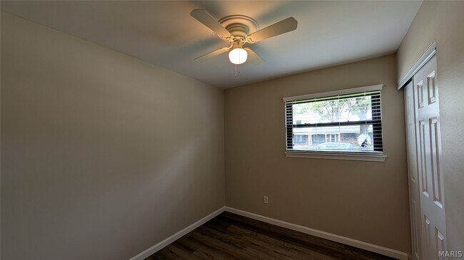 Building Photo - 809 Jacobs Ln