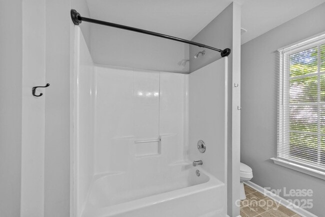 Building Photo - 17562 Caldwell Track Dr