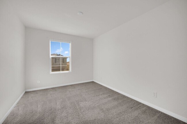 Building Photo - Modern Living in a Gated Community | Solar + EV Ready