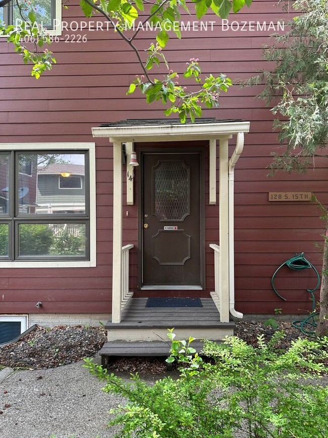 Primary Photo - 128 S 15th-Apartment 14