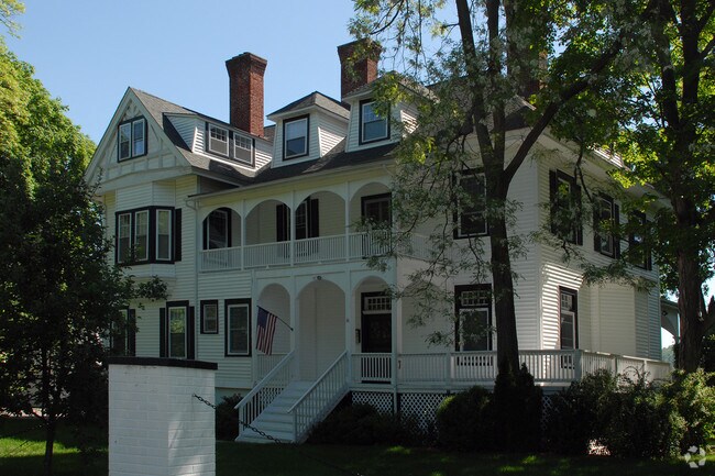 Building Photo - 66 Ondaora Pky