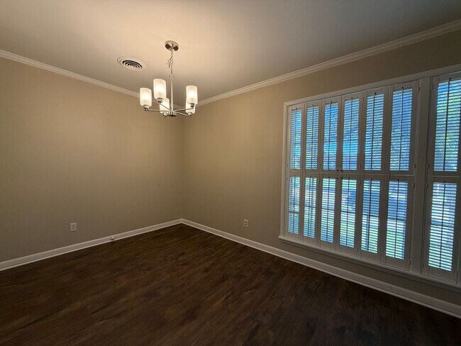 Building Photo - 4416 Granbury Rd