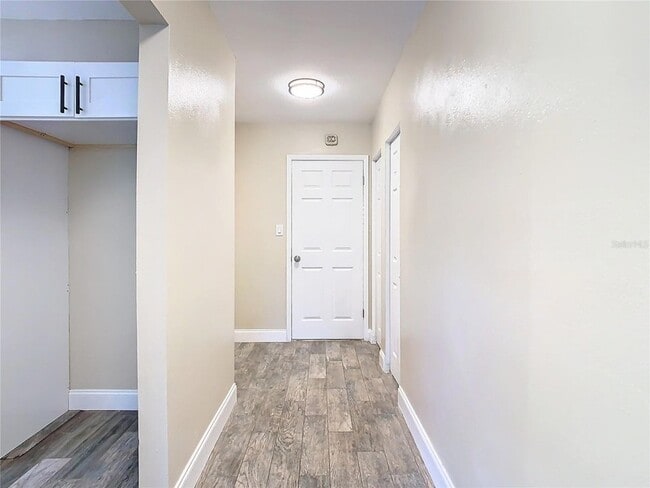 Building Photo - 1612 Fox Run Dr