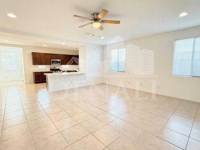 Building Photo - 11682 N 188th Dr