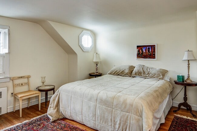 Building Photo - 148 Heritage Rd