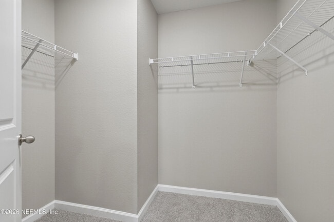 Building Photo - 5988 Creekside Crossing Dr
