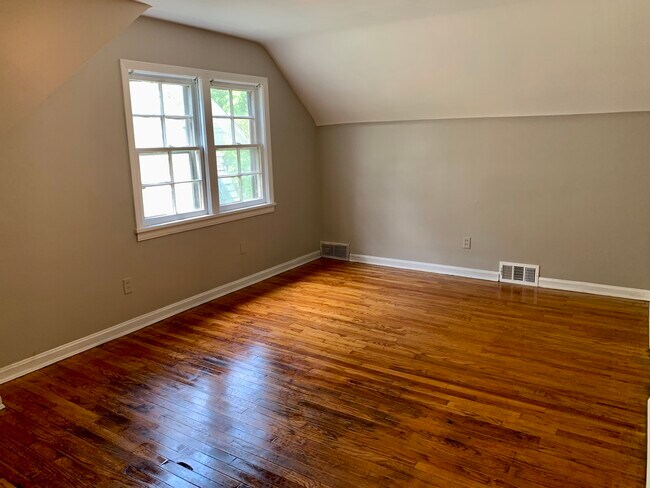 Building Photo - 676 Harrison Ave