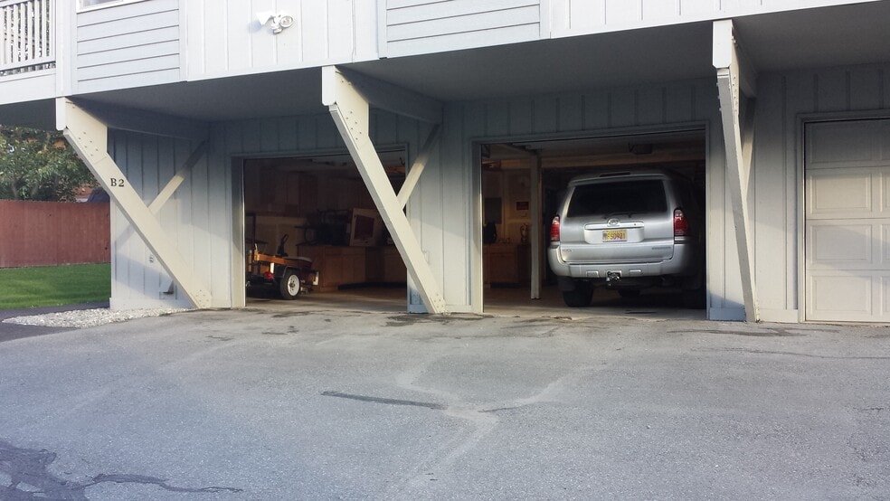 Building Photo - 3030 Lore Rd