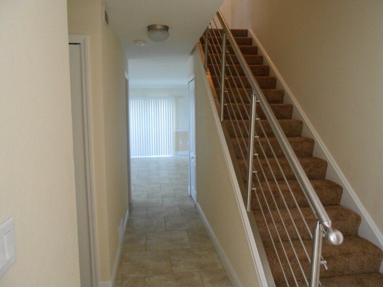 Building Photo - 2700 Bayshore Blvd