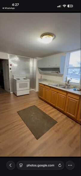 Building Photo - 1701 Mohawk St