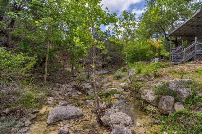 Building Photo - 1501 Myers Creek Rd