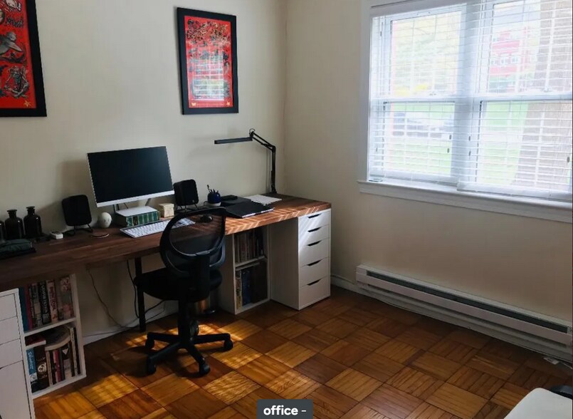 Office -2 bedroom - 3500 Valley Dr