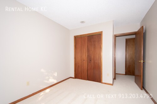 Building Photo - 16200 W 124th Cir