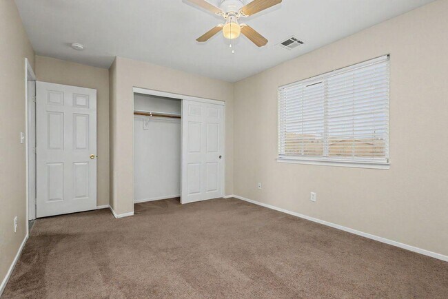 Building Photo - 1081 Jubilee Ct