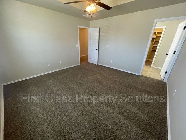 Building Photo - 11136 NW 6th Terrace