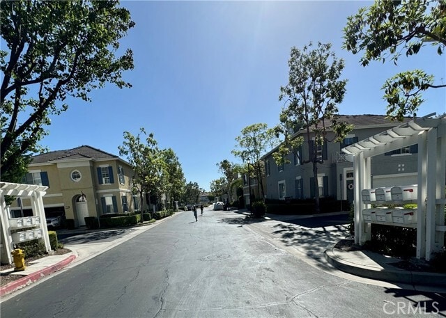 Building Photo - 32 Melrose Dr