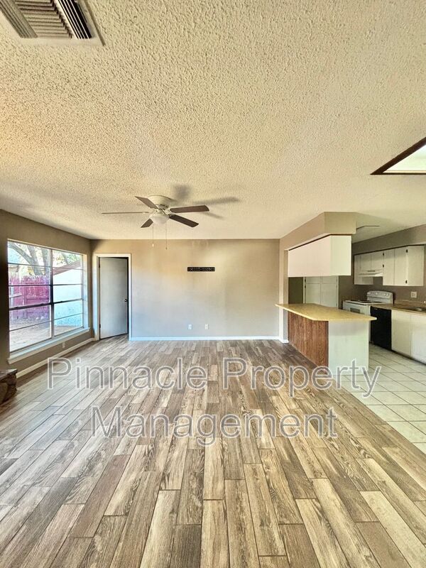 Building Photo - 3812 Wild Rye Trail