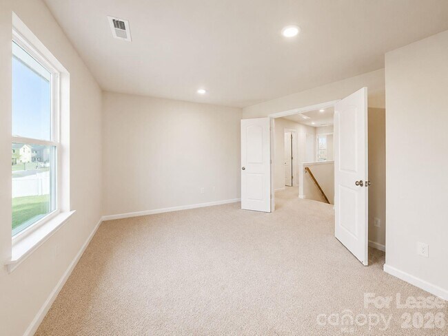 Building Photo - 5030 Markfield Ln